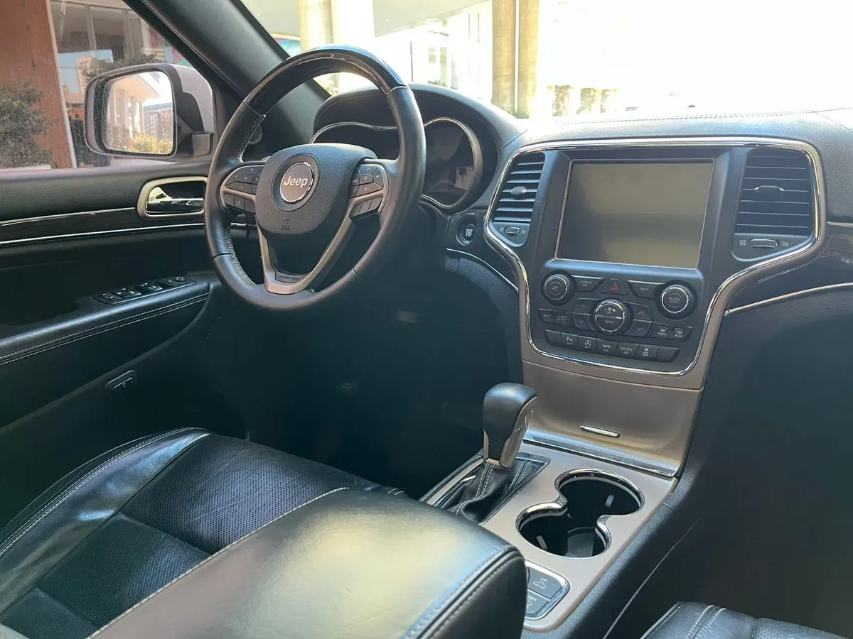 Mirá esta publicación de Jeep Grand Cherokee