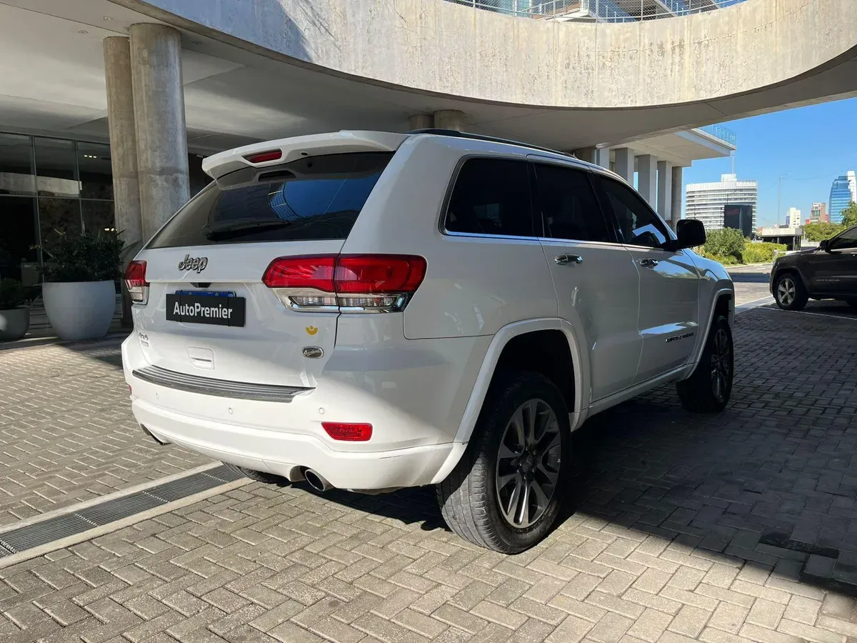 Mira esta publicación de Jeep Grand Cherokee