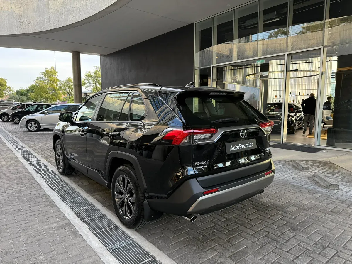 Mira esta publicación de Toyota RAV4