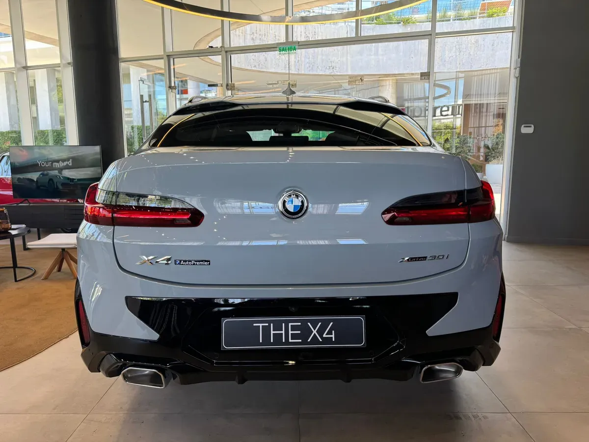 BMW X4 Foto #8