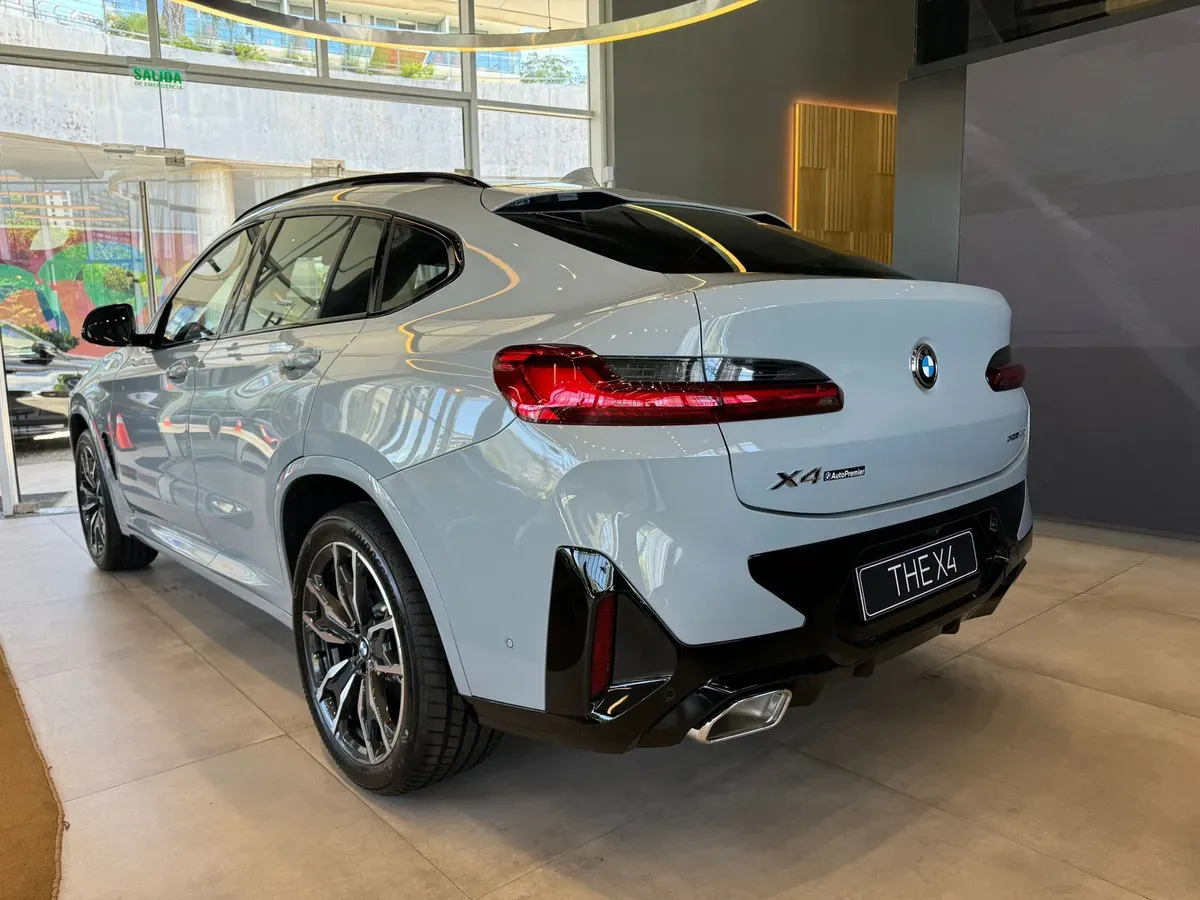 BMW X4 Foto #4
