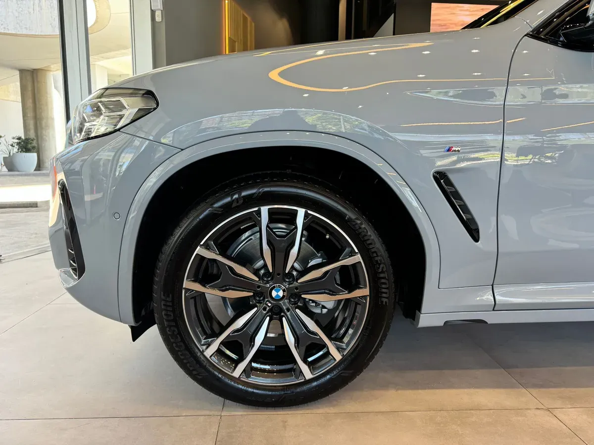 BMW X4 Foto #7