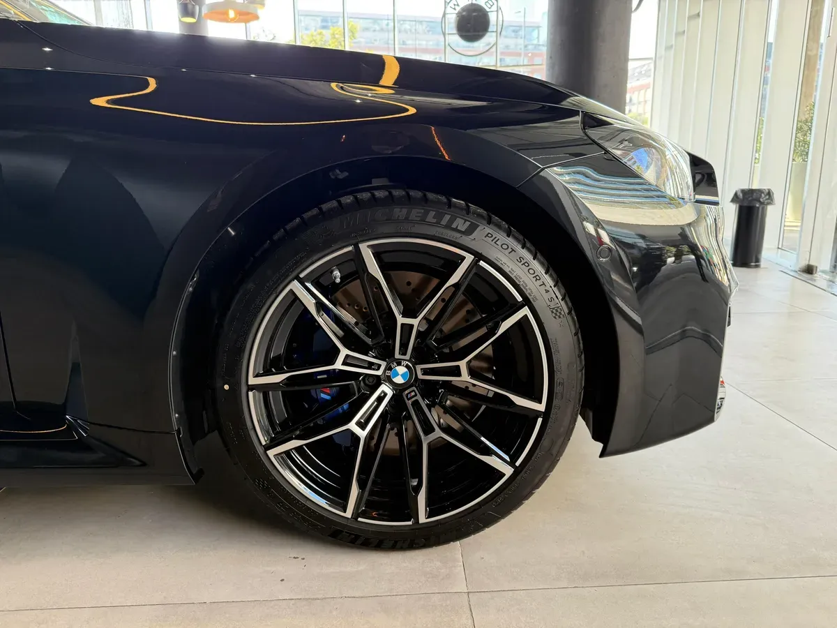 BMW Serie M Foto #8
