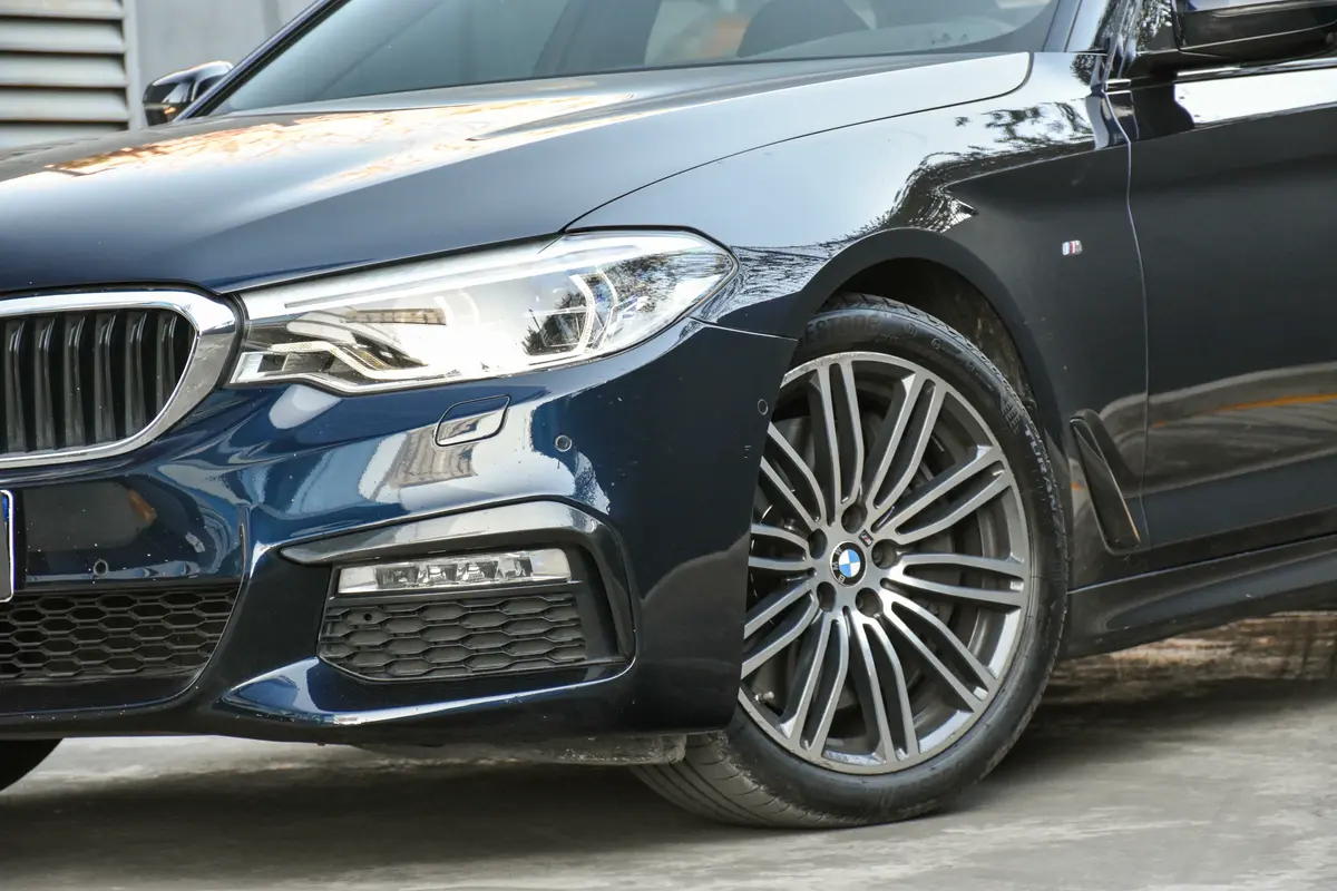 Mira esta publicación de BMW Serie 5