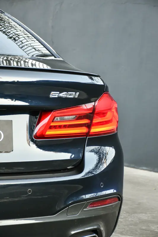 Mira esta publicación de BMW Serie 5