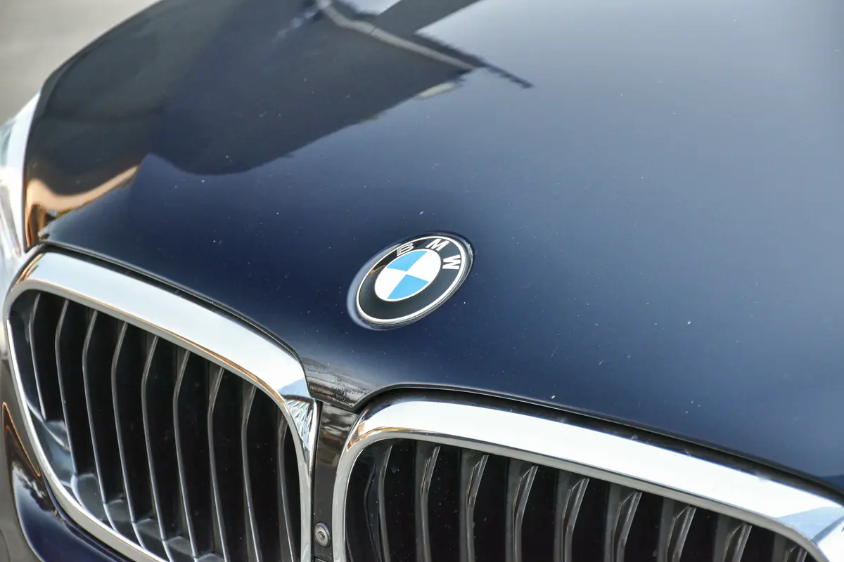 Mira esta publicación de BMW Serie 5