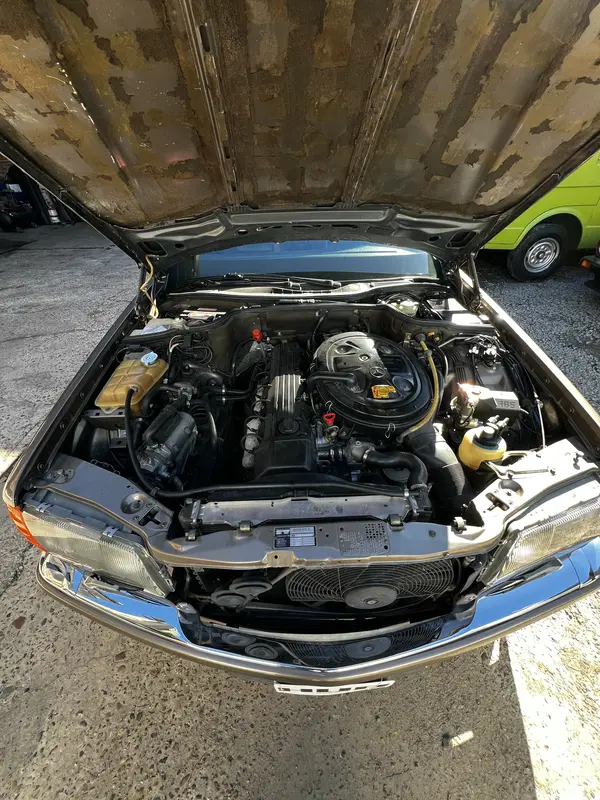 Mira esta publicación de Mercedes Benz 300