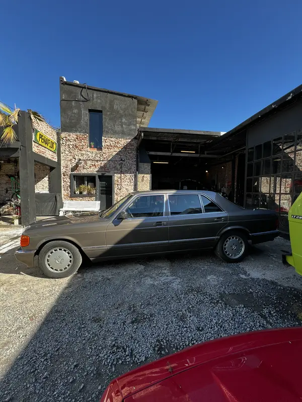 Mira esta publicación de Mercedes Benz 300