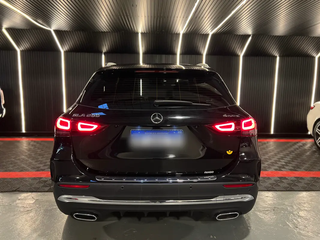 Mercedes Benz GLA Foto #5