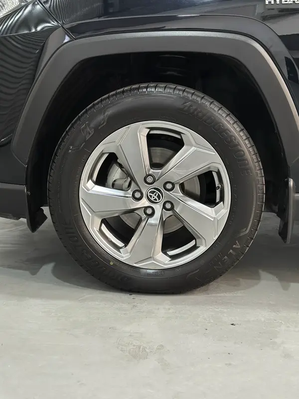 Toyota RAV4 Foto #7
