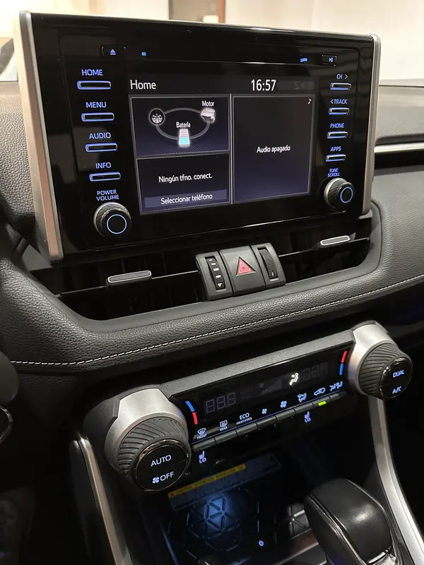 Toyota RAV4 Foto #18
