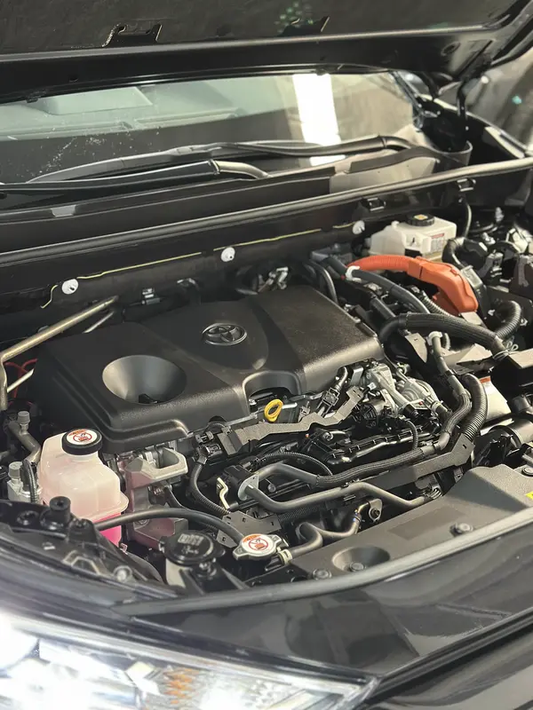 Toyota RAV4 Foto #17