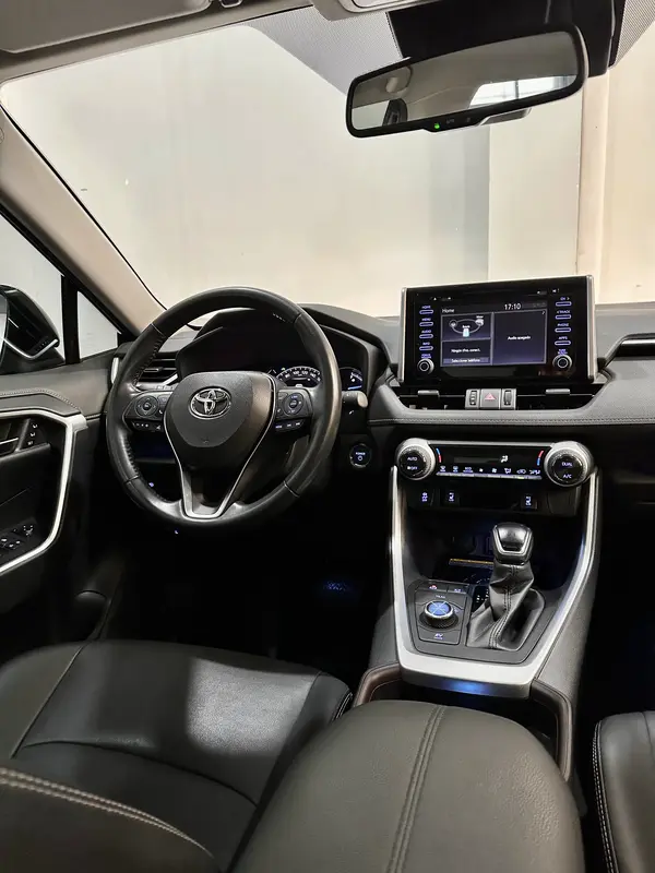 Toyota RAV4 Foto #35
