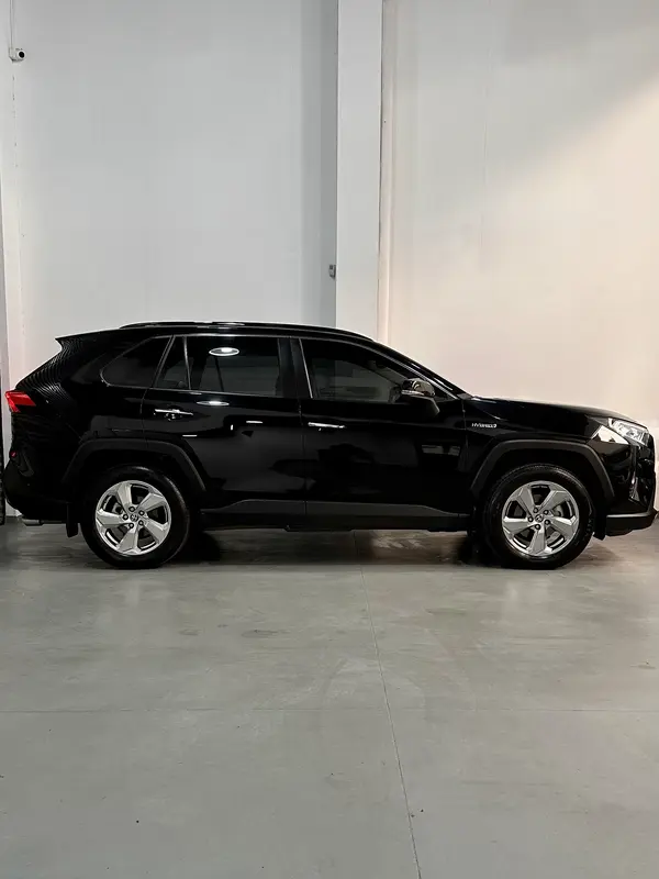 Toyota RAV4 Foto #21