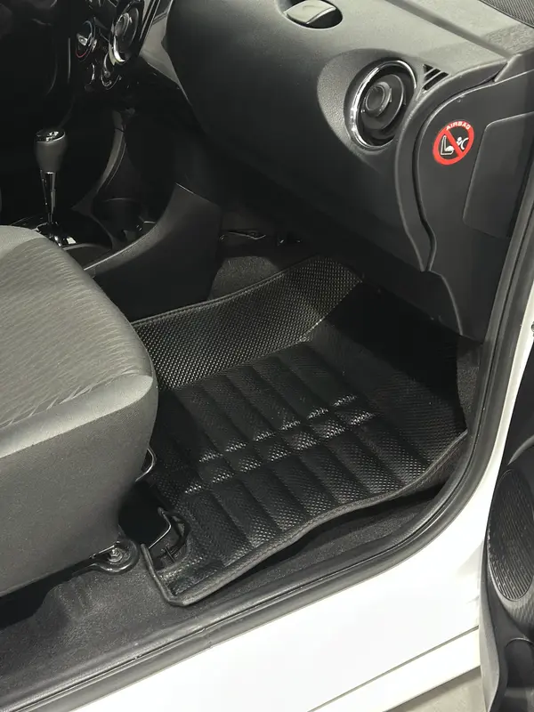 Toyota Etios Foto #21