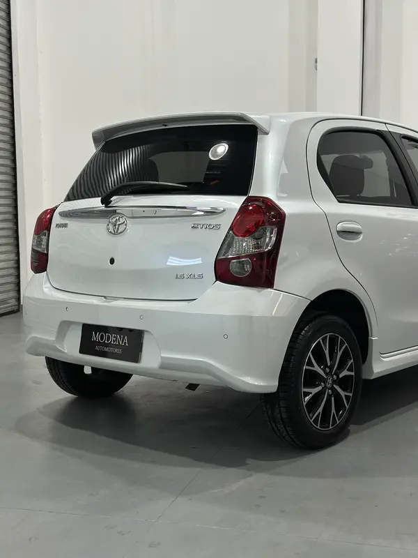 Toyota Etios Foto #33