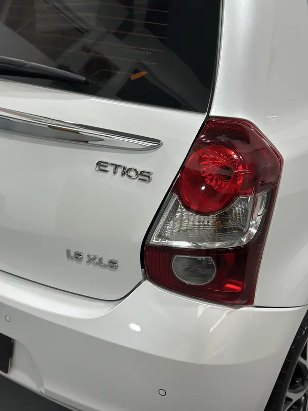 Toyota Etios Foto #25