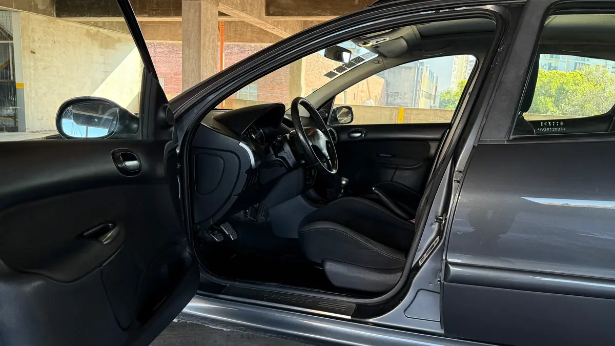 Mira esta publicación de Peugeot 207 Compact