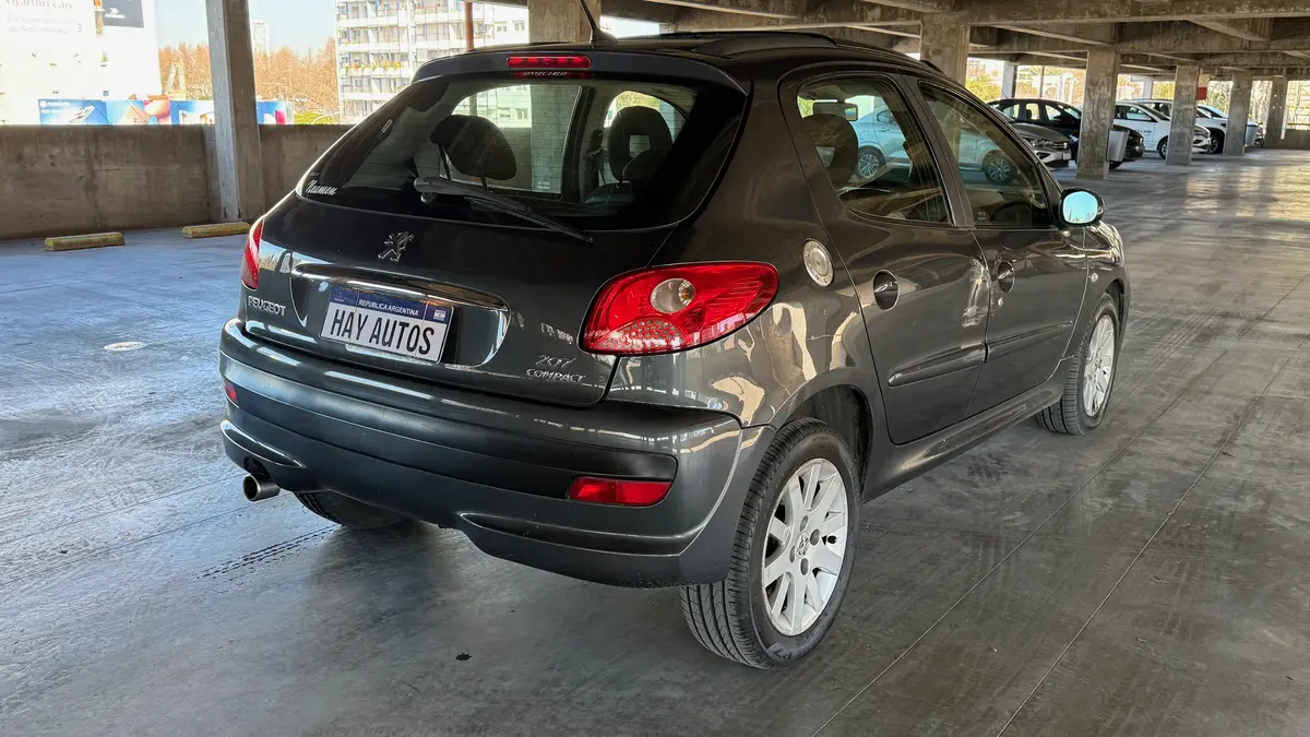 Mira esta publicación de Peugeot 207 Compact