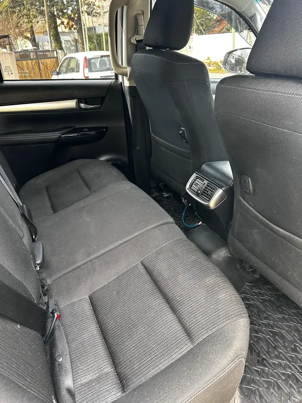Toyota Hilux Foto #9
