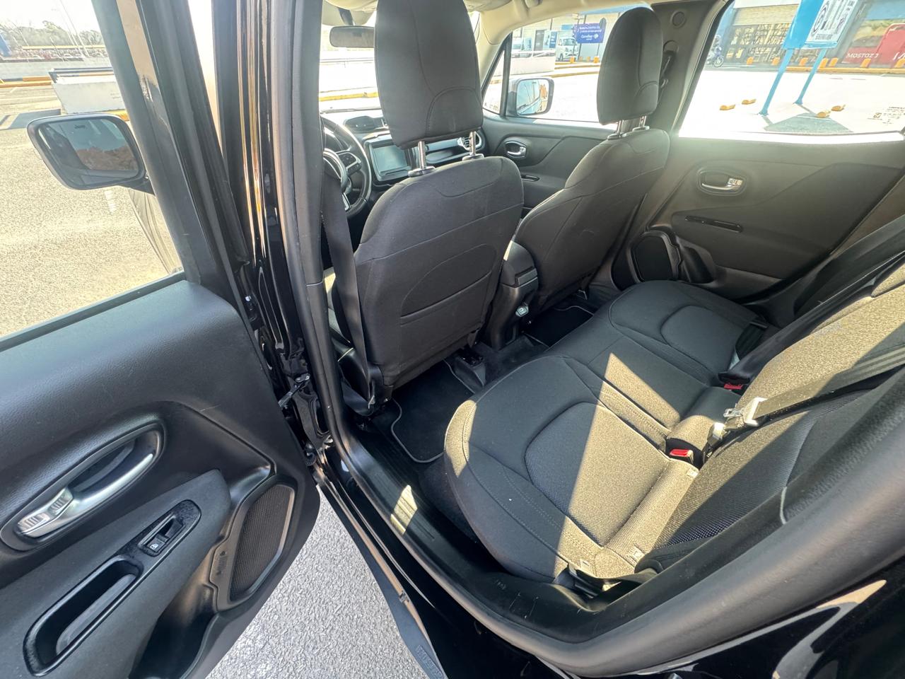 Mirá esta publicación de Jeep Renegade
