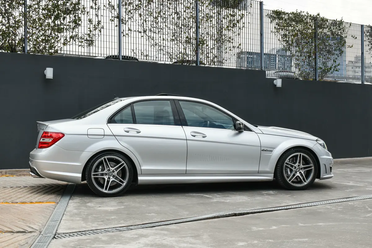 Mercedes Benz Clase C Foto #3