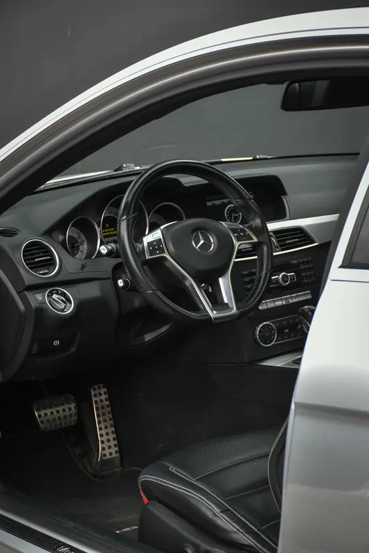 Mira esta publicación de Mercedes Benz Clase C