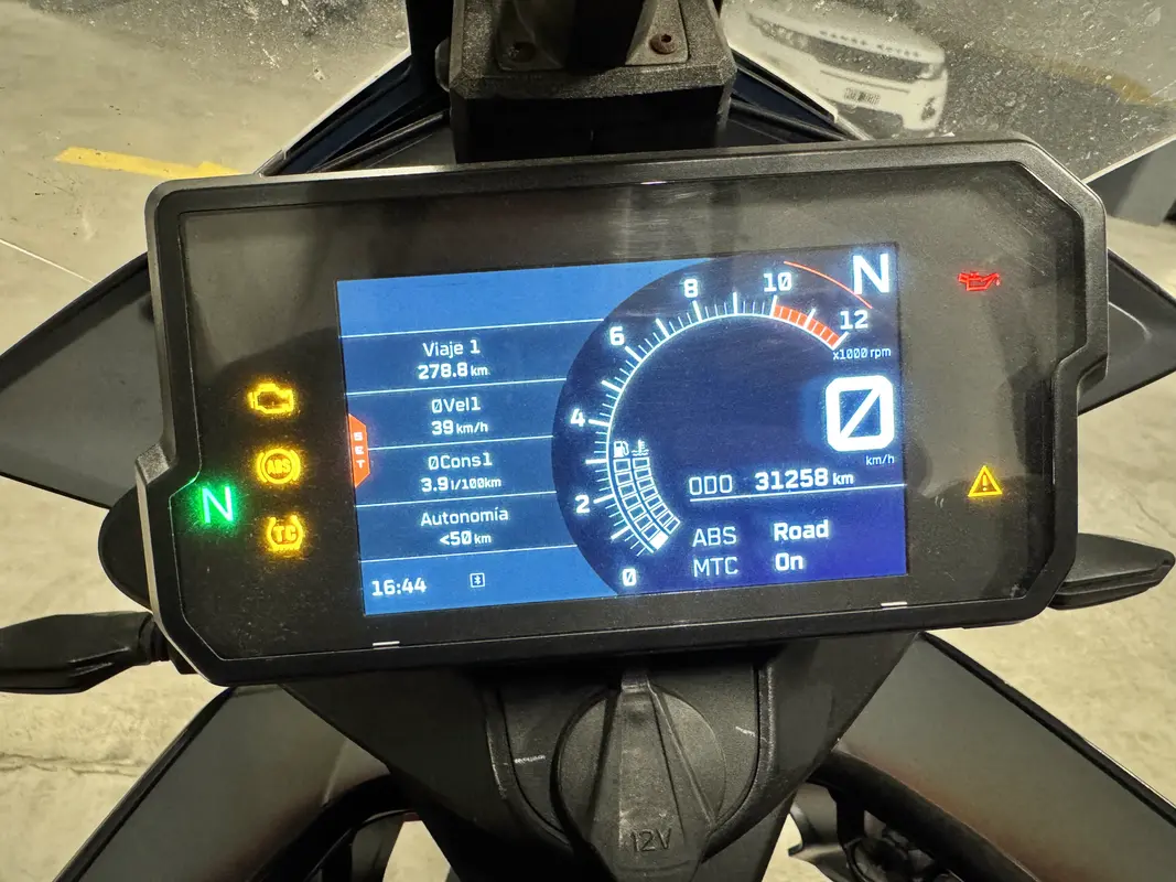 Mirá esta publicación de KTM Adventure 390