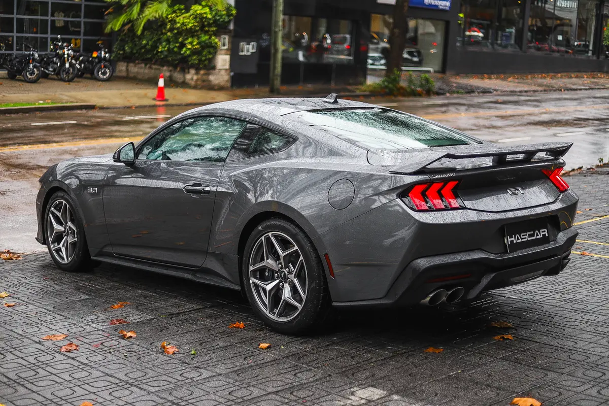 Ford Mustang Foto #4