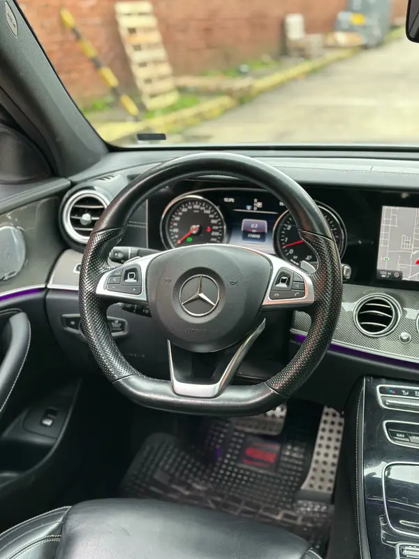 Mercedes Benz Clase E Foto #15