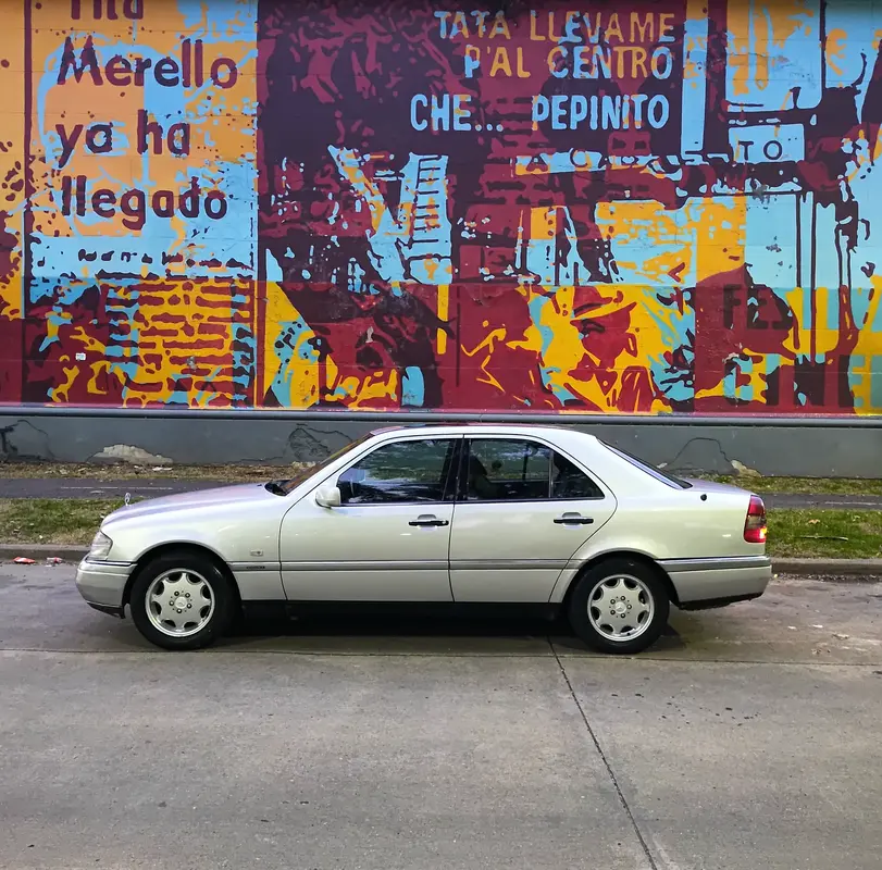 Mira esta publicación de Mercedes Benz Clase C