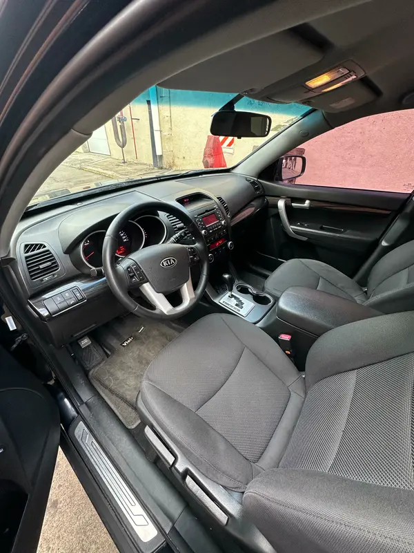 KIA Sorento Foto #9