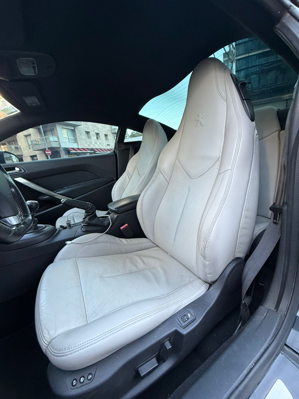 Mira esta publicación de Peugeot RCZ