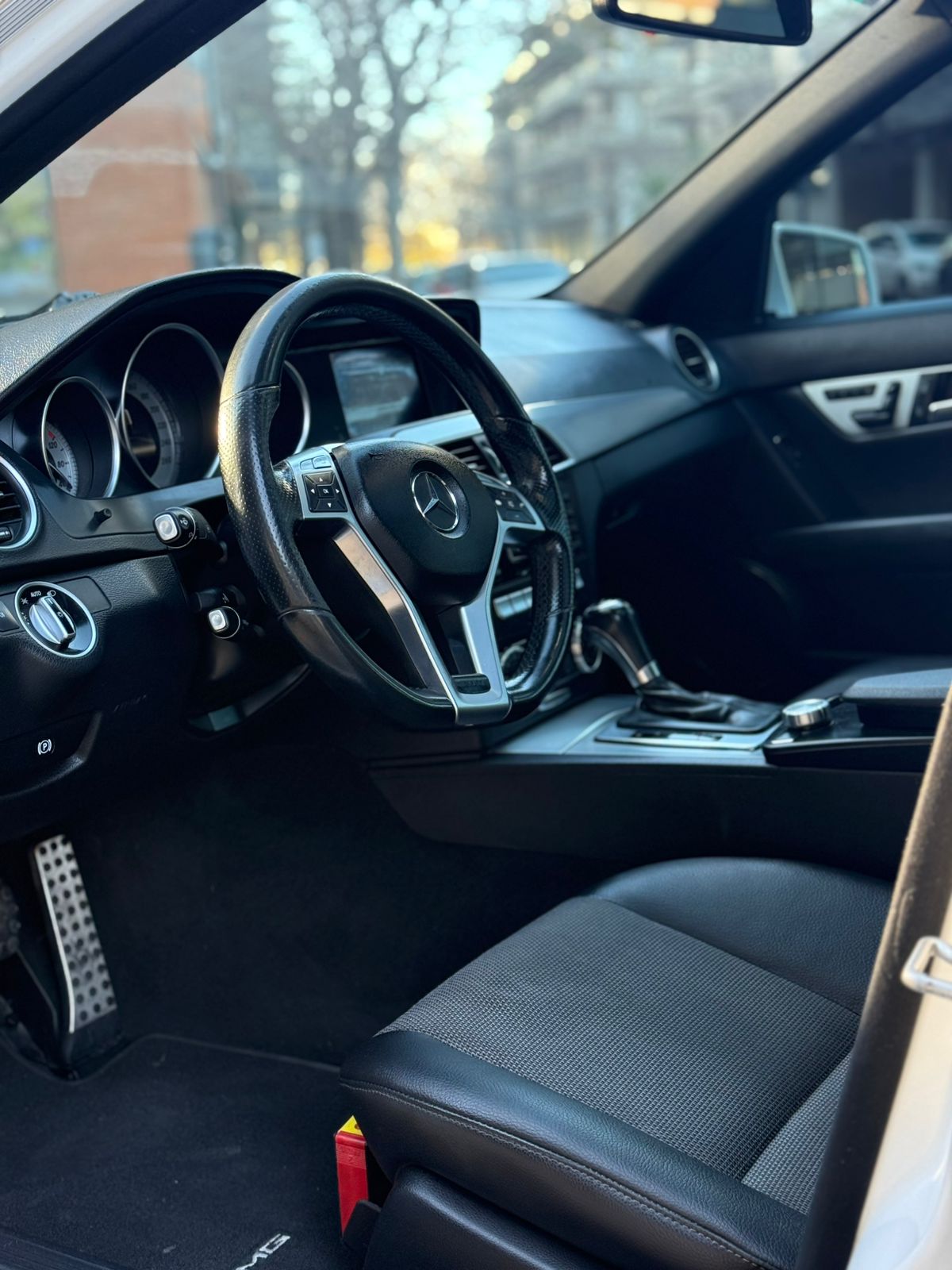 Mira esta publicación de Mercedes Benz Clase C