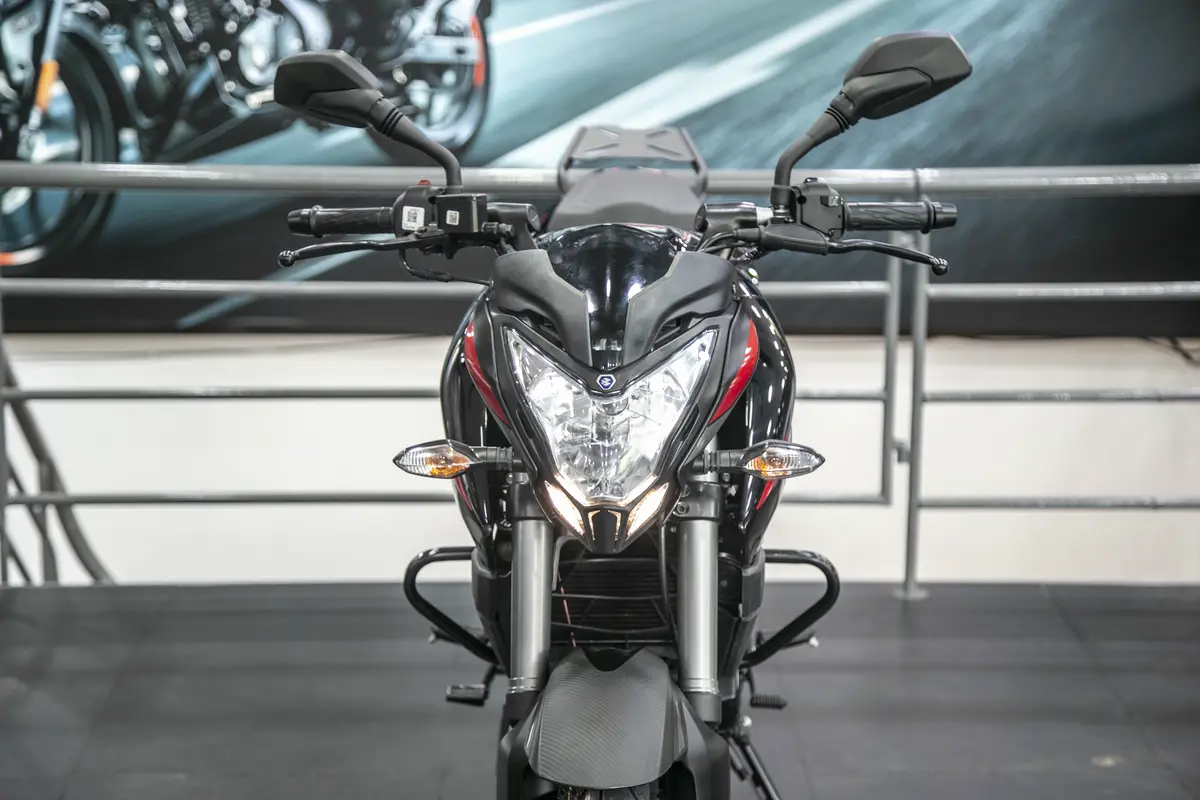 Mira esta publicación de Bajaj Rouser 200 NS