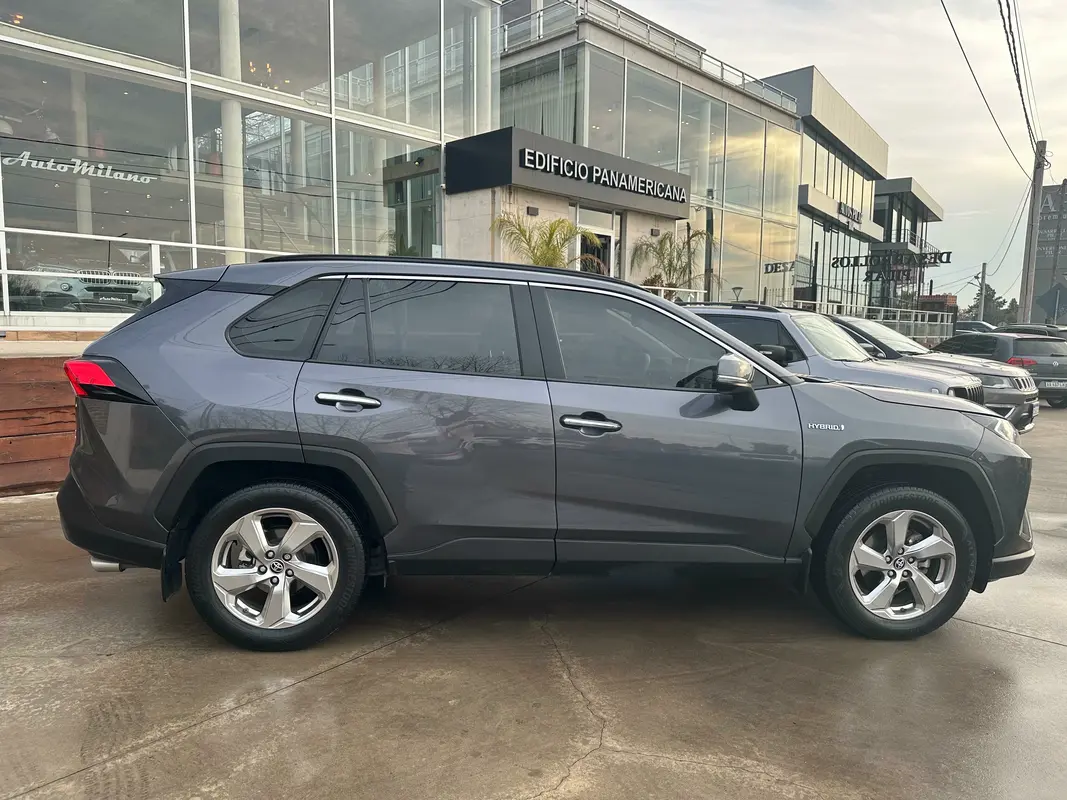 Mirá esta publicación de Toyota RAV4