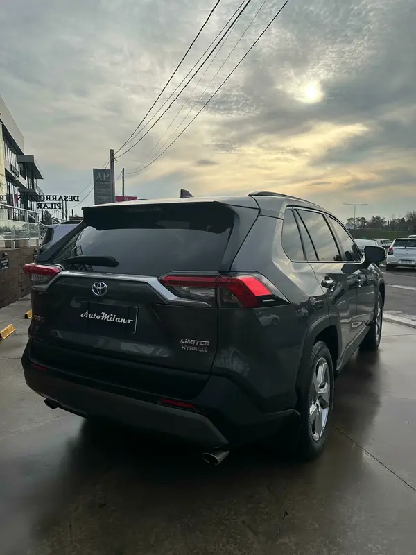 Mirá esta publicación de Toyota RAV4