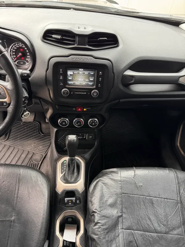 Mirá esta publicación de Jeep Renegade