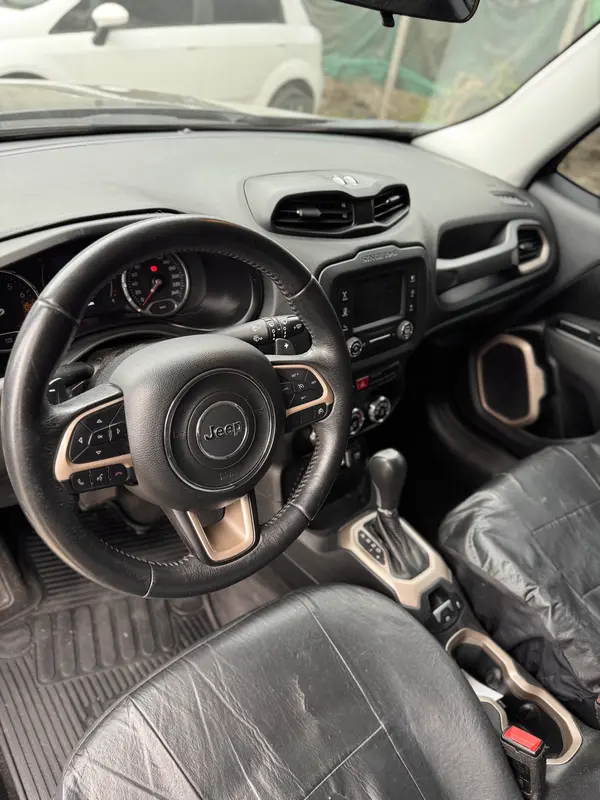 Mirá esta publicación de Jeep Renegade