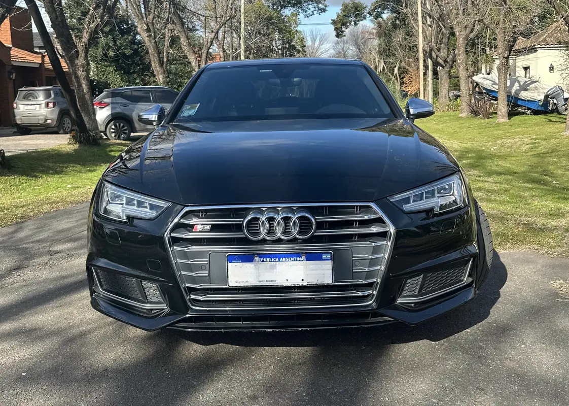 Mira esta publicación de Audi S4