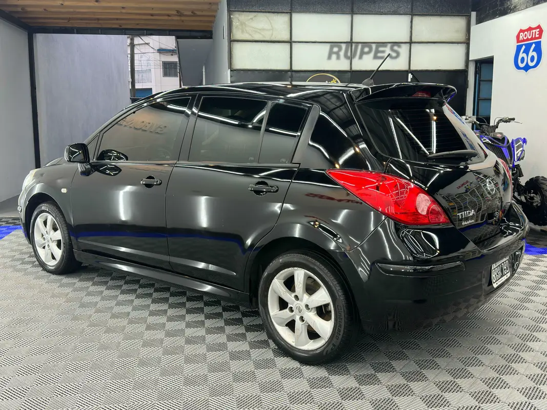 Mira esta publicación de Nissan Tiida 2014 en Motordil
