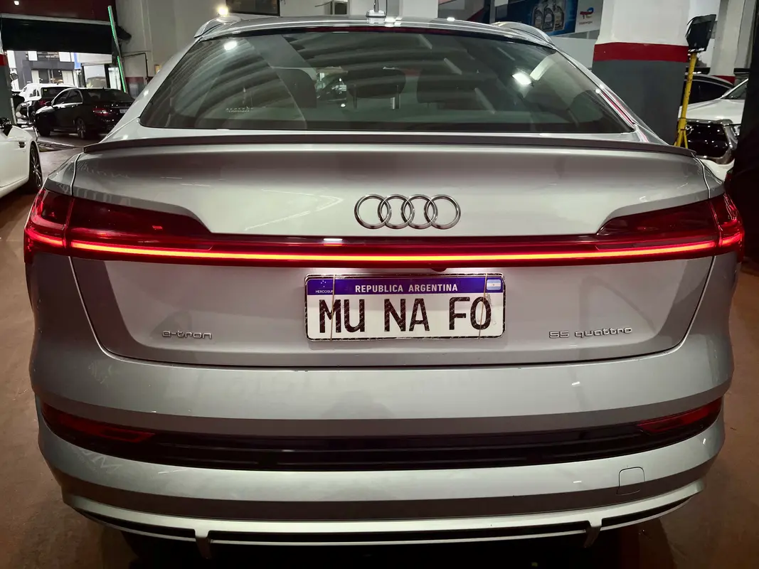 Audi E Tron Foto #5