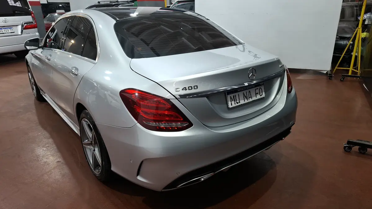Mira esta publicación de Mercedes Benz Clase C