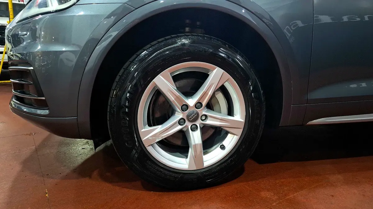 Audi Q5 Foto #7