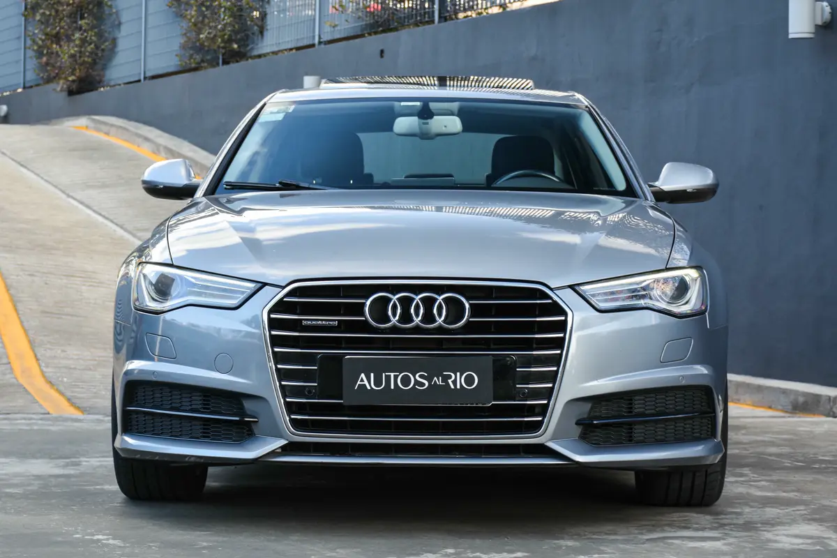 Audi A6 Foto #1