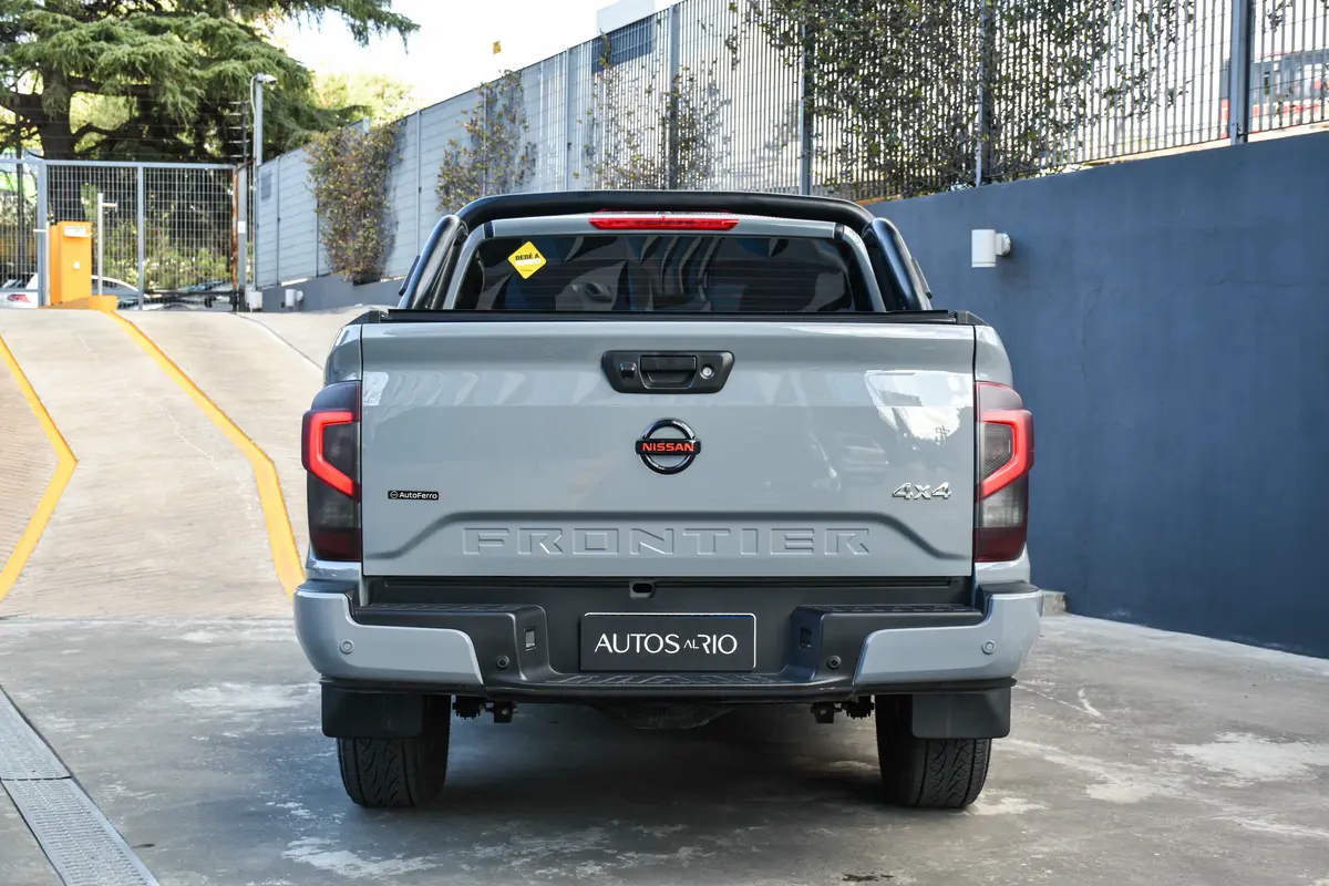Nissan Frontier Foto #8