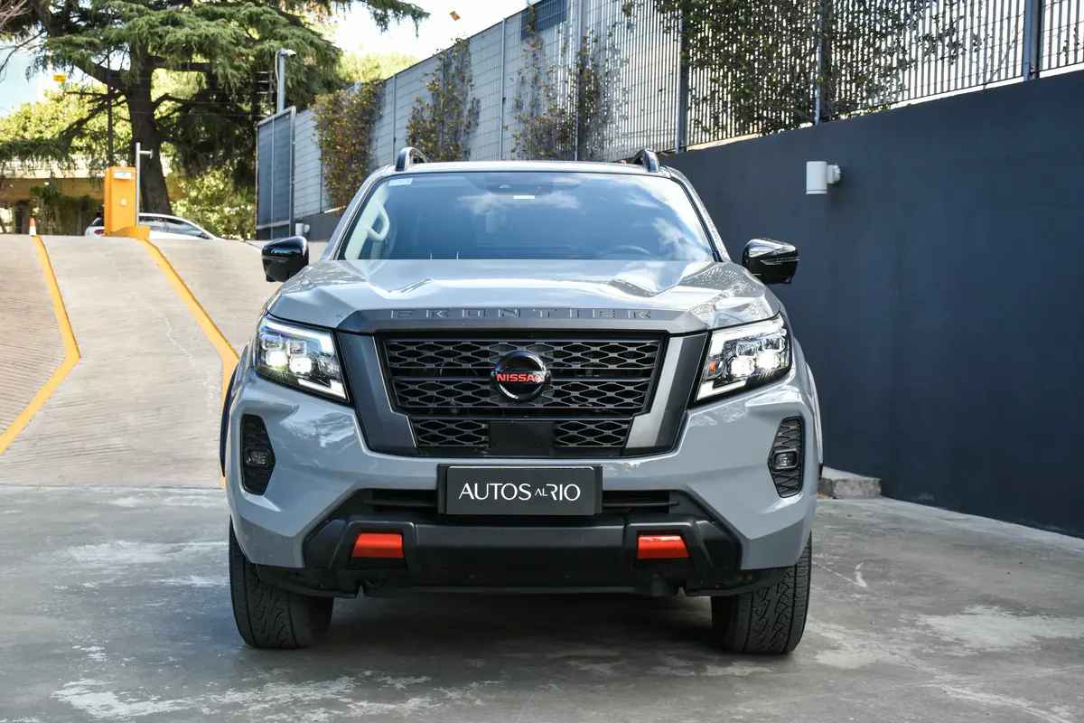 Nissan Frontier Foto #3