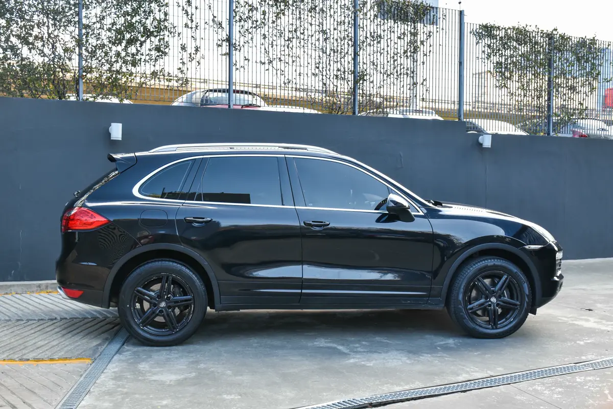 Porsche Cayenne Foto #4