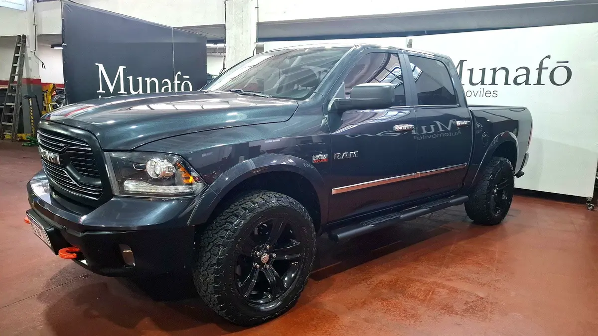 RAM 1500 Foto #9