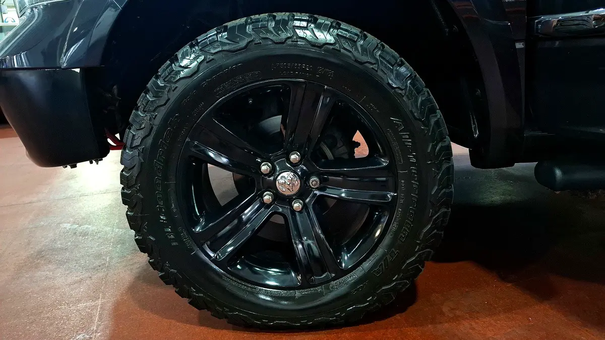 RAM 1500 Foto #8